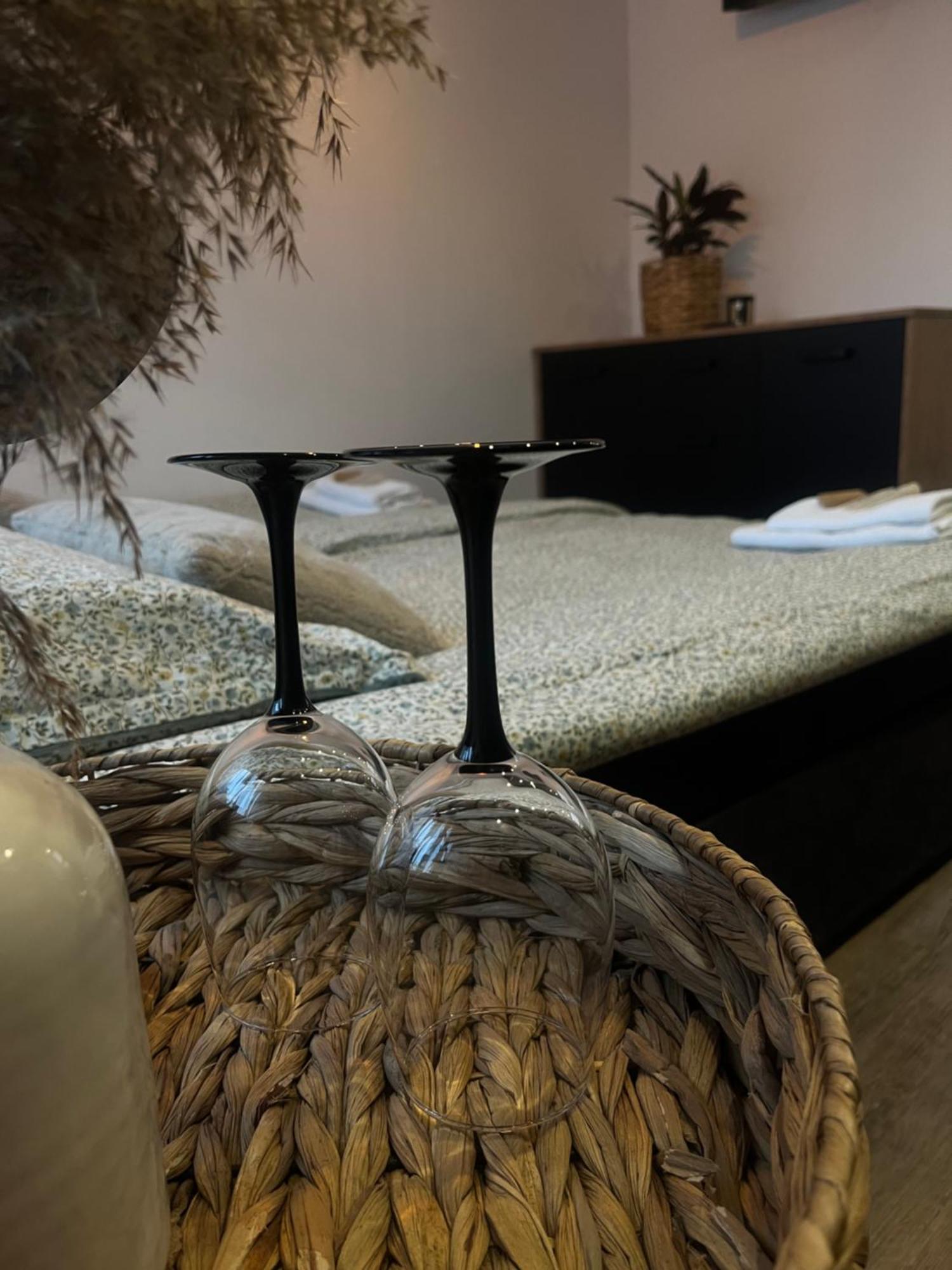 Nowoczesny Maly Apartament Nr 3 오지시 외부 사진